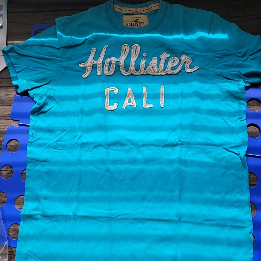 Hollister 100% Cotton T Shirt Mens XL Turquoise Blue Embroidered